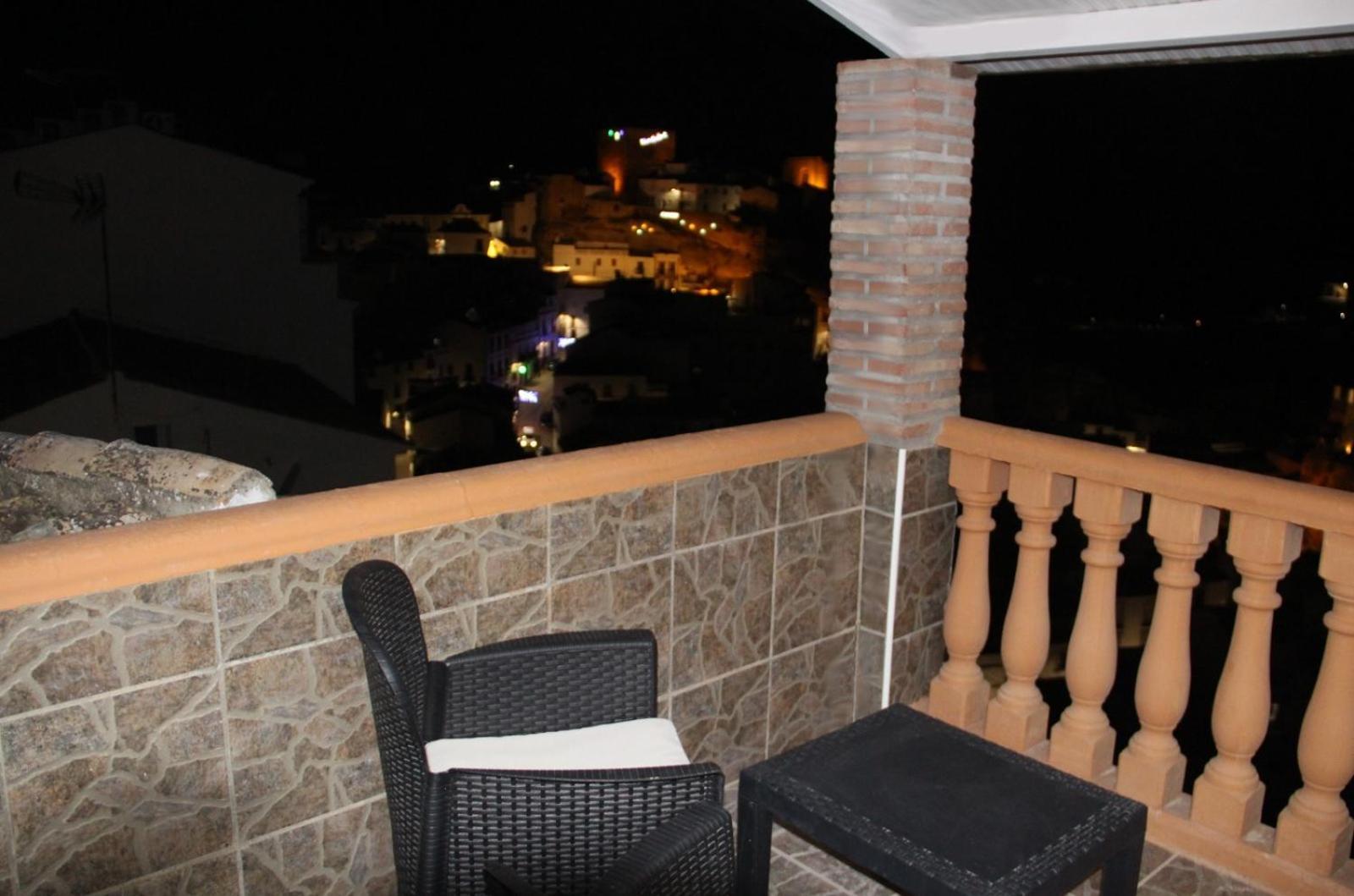 Apartment Atico De La Miel